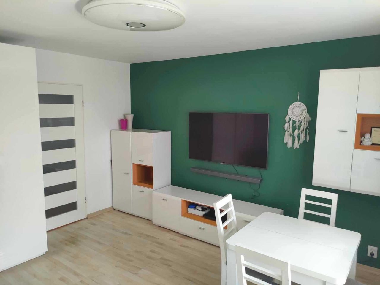 Mieszkanie 3-pokojowe Suchedniów Centrum, os. marsz. Józefa Piłsudskiego. Zdjęcie 1