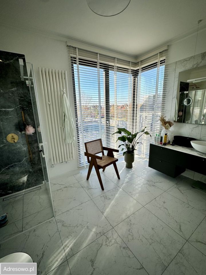 bliźniak, 5 pokoi Brwinów, ul. Akacjowa. Zdjęcie 3