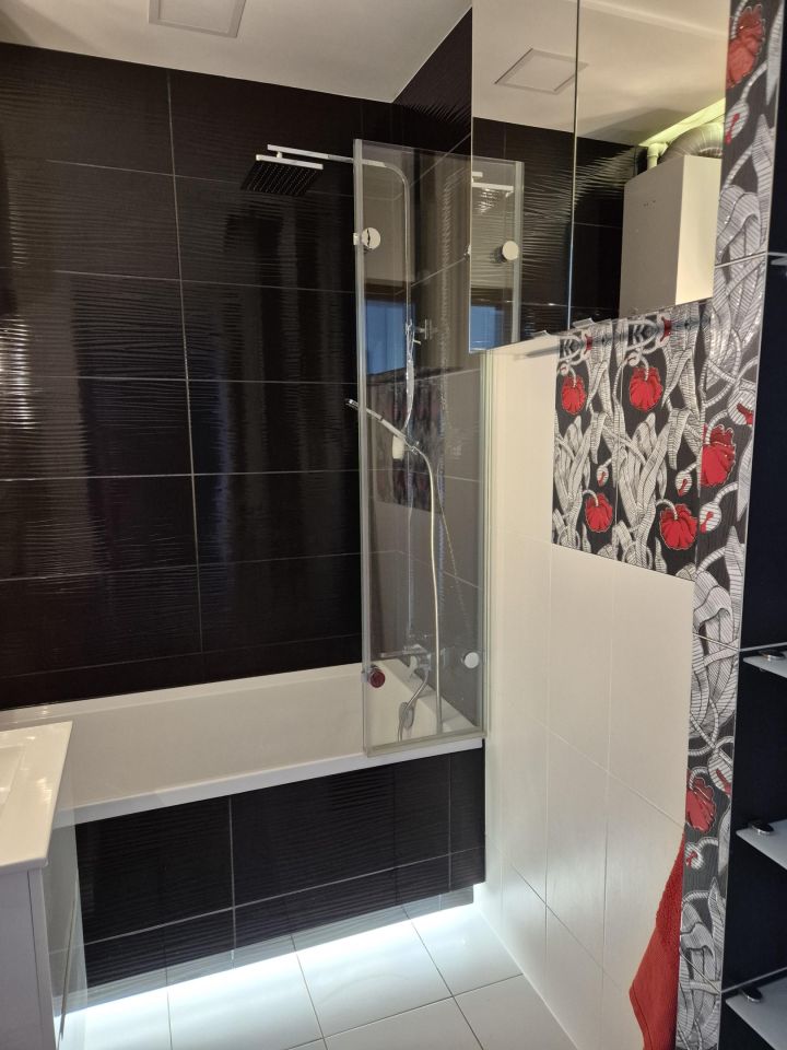 Mieszkanie 4-pokojowe Bielsko-Biała, ul. Jana Sobieskiego. Zdjęcie 15