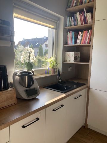 bliźniak, 4 pokoje Dobrzykowice. Zdjęcie 2