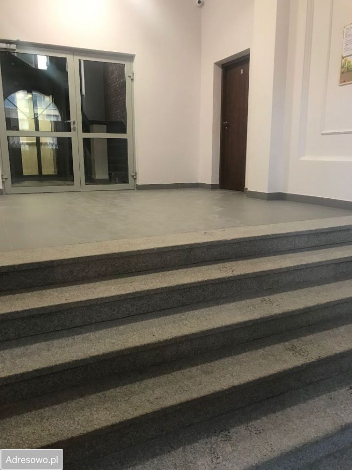 Lokal Legnica Centrum, ul. Powstańców Śląskich. Zdjęcie 2