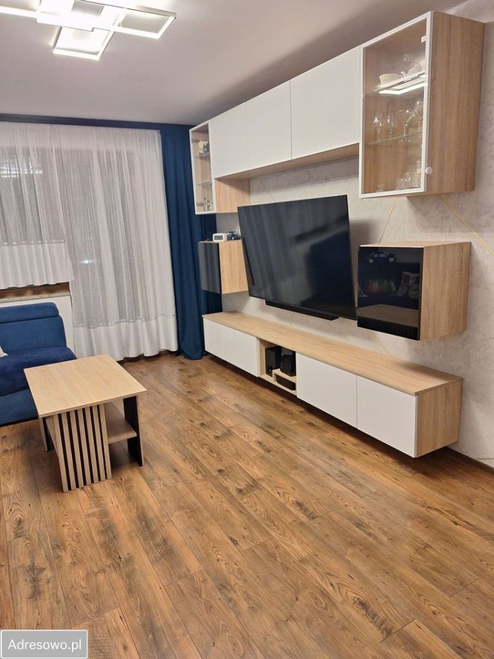 Mieszkanie 3-pokojowe Piekary Śląskie, ul. Marii Curie-Skłodowskiej. Zdjęcie 7