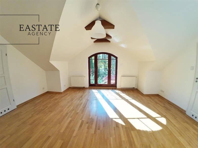 bliźniak, 7 pokoi Konstancin-Jeziorna, ul. Bartosza Głowackiego. Zdjęcie 16