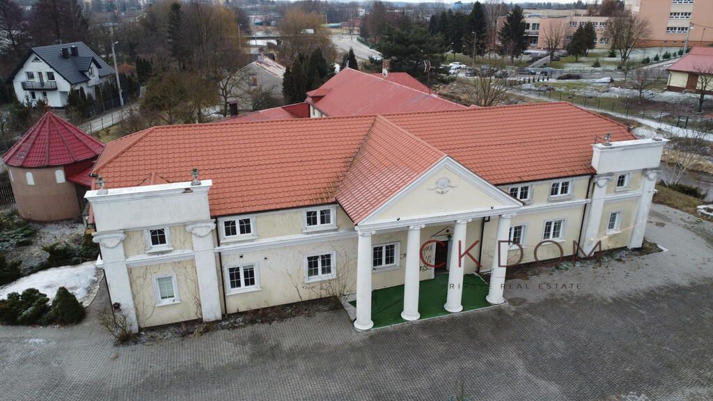 Nieruchomość komercyjna Staszów, ul. Łazienkowska. Zdjęcie 1