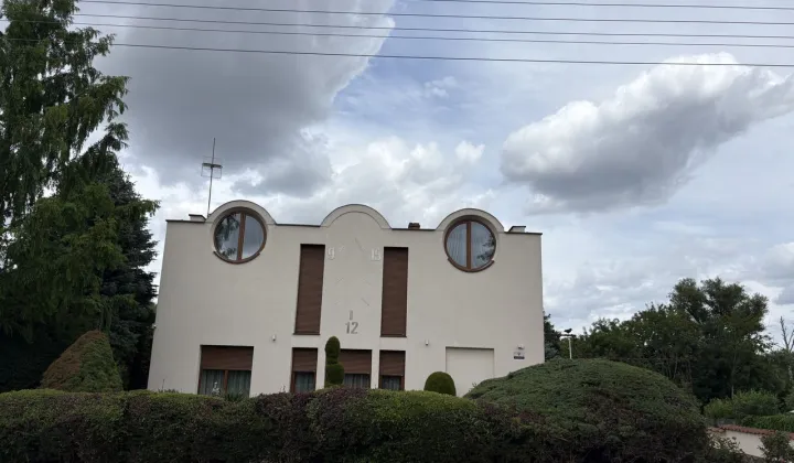 dom wolnostojący, 6 pokoi Chojna, ul. Łyżwiarska