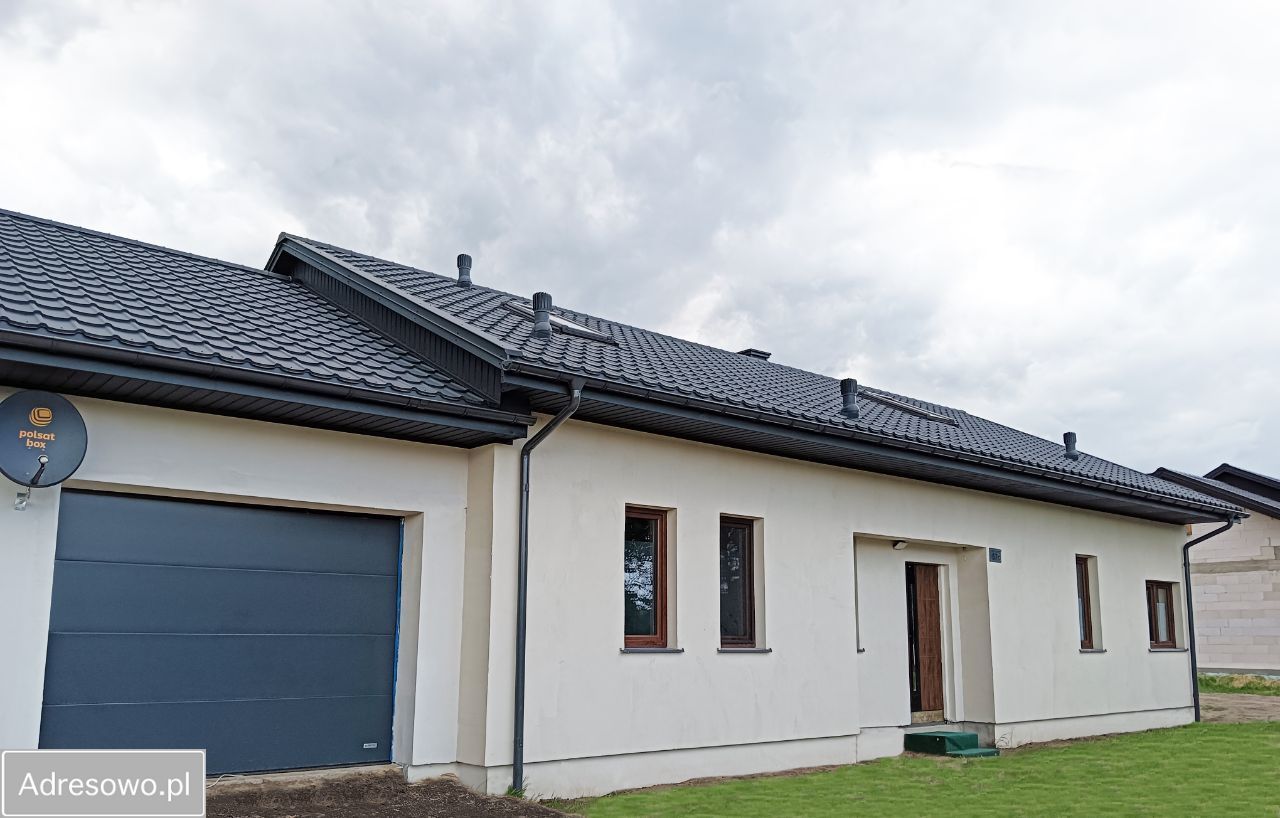 dom wolnostojący, 4 pokoje Kuczki-Kolonia. Zdjęcie 1