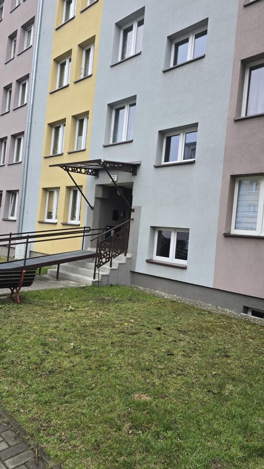 Mieszkanie 2-pokojowe Piekary Śląskie Szarlej, ul. Józefa Sowińskiego. Zdjęcie 2