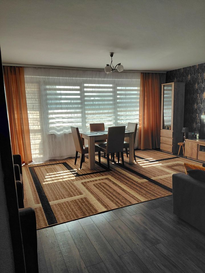 Mieszkanie 4-pokojowe Nowa Dęba Dęba, ul. Anieli Krzywoń. Zdjęcie 1