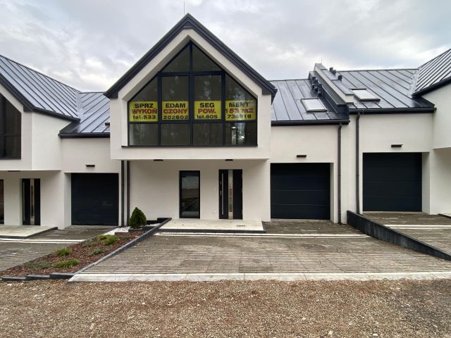 dom szeregowy, 5 pokoi Leszczyny, Leśna. Zdjęcie 1