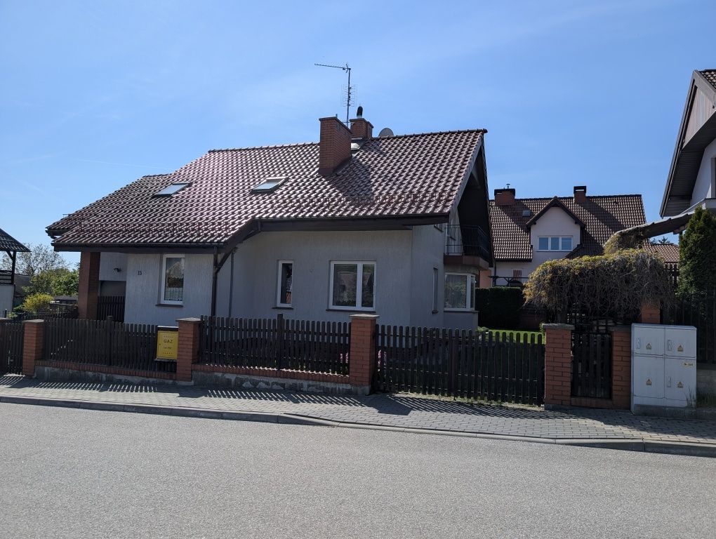 dom wolnostojący, 4 pokoje Olecko, ul. Moniuszki. Zdjęcie 2
