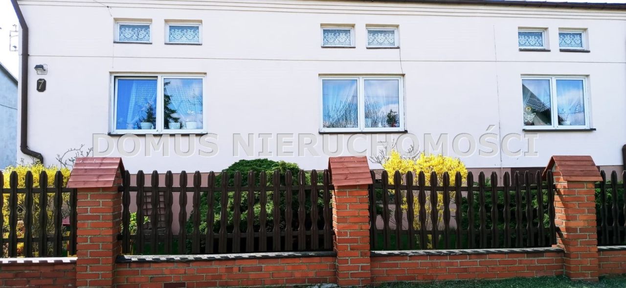 dom wolnostojący, 6 pokoi Rogów. Zdjęcie 1