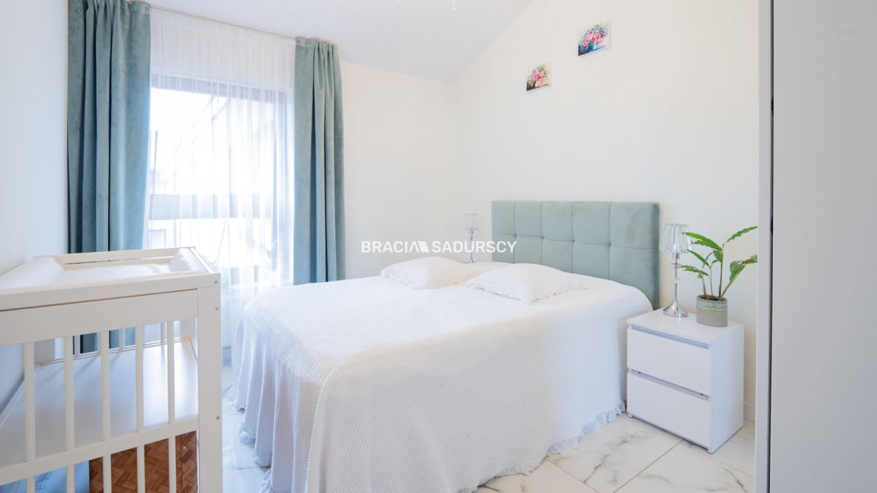 Mieszkanie 4-pokojowe Kraków Bieżanów, ul. Henryka i Karola Czeczów. Zdjęcie 12