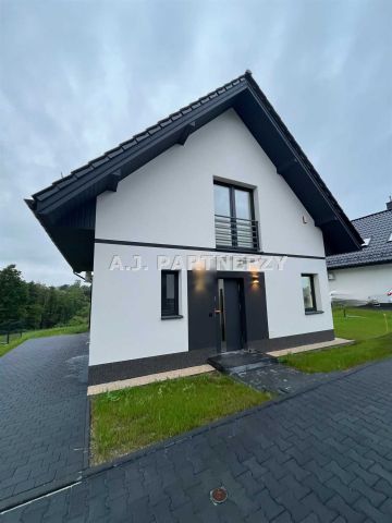 dom, 4 pokoje Koźmice Wielkie. Zdjęcie 2