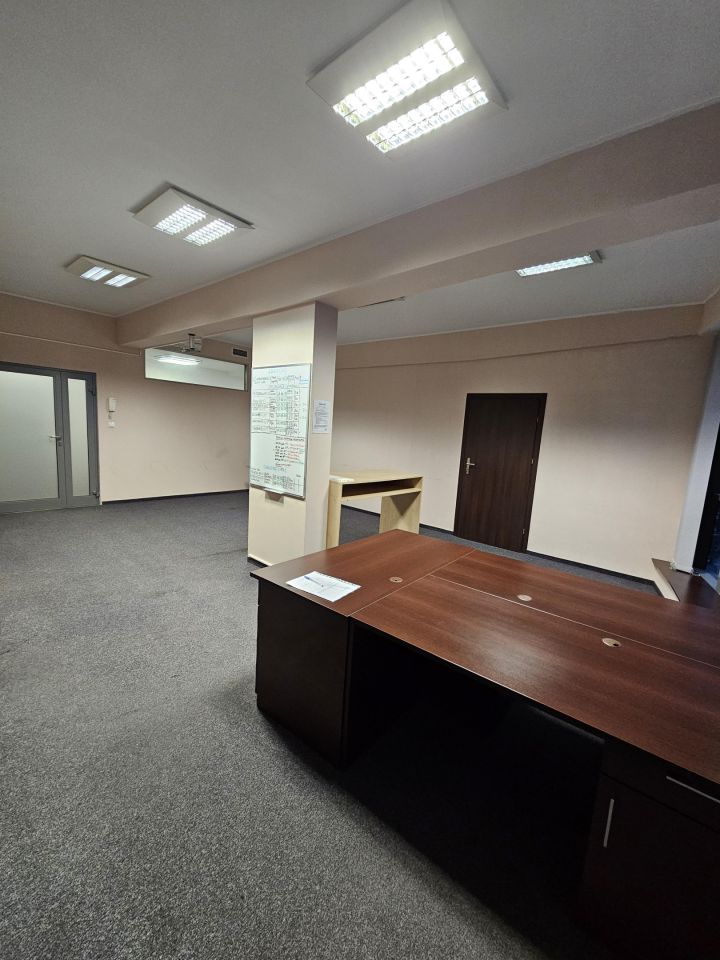 Biuro Wrocław Gaj, ul. Jerzego Kukuczki. Zdjęcie 3