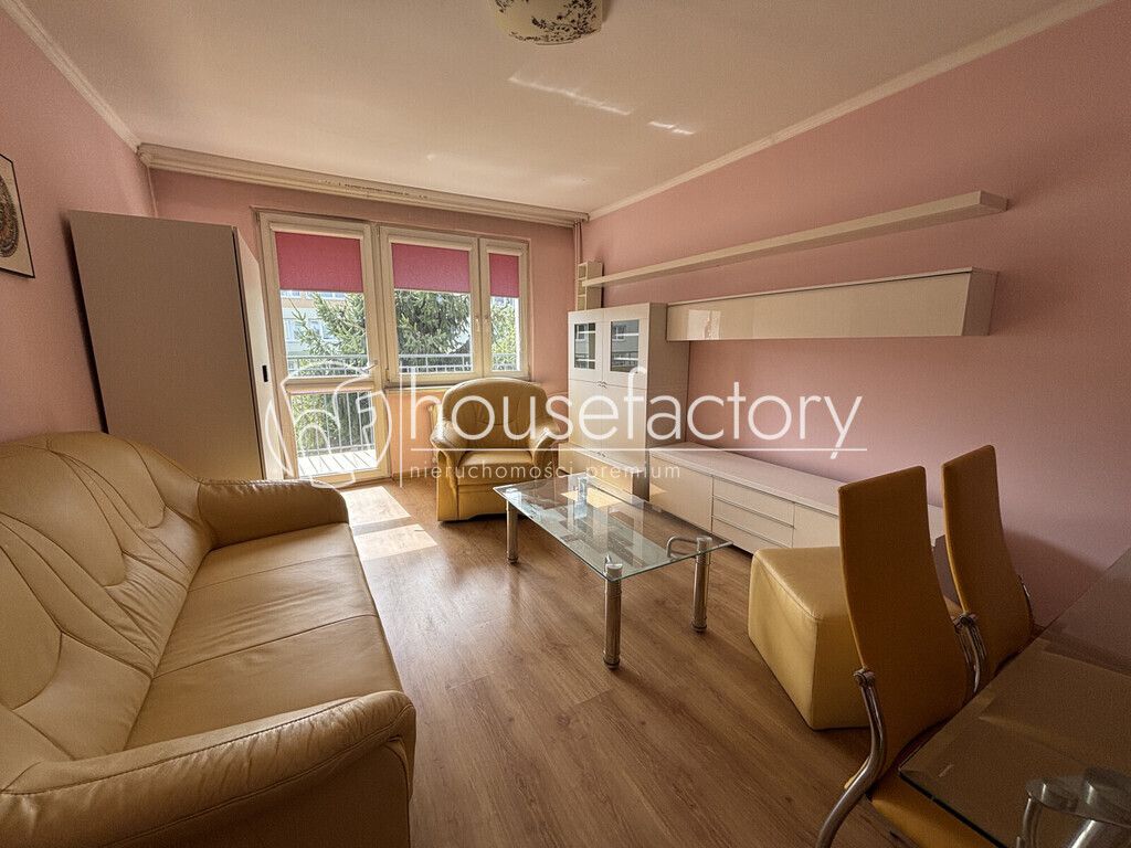 Mieszkanie 3-pokojowe Łódź Górna. Zdjęcie 1