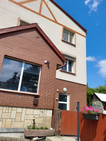 dom wolnostojący, 9 pokoi Nowa Ruda Słupiec, ul. Eugeniusza Kwiatkowskiego. Zdjęcie 1