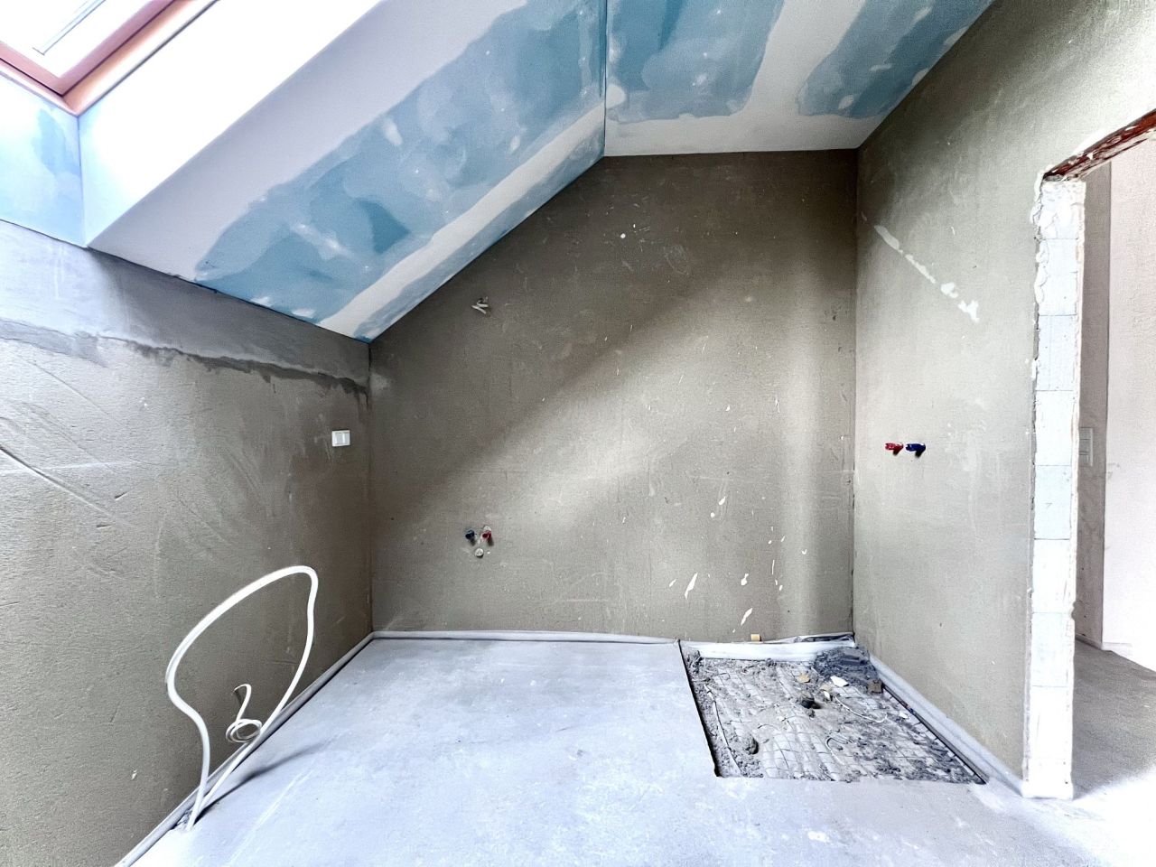 dom wolnostojący, 4 pokoje Mników. Zdjęcie 17