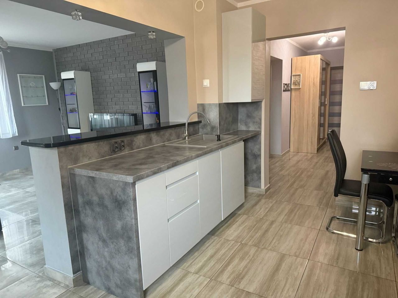 Mieszkanie 3-pokojowe Zgorzelec, ul. Zapiecek. Zdjęcie 4