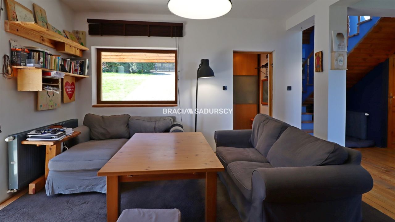 dom, 4 pokoje Kamionna. Zdjęcie 29