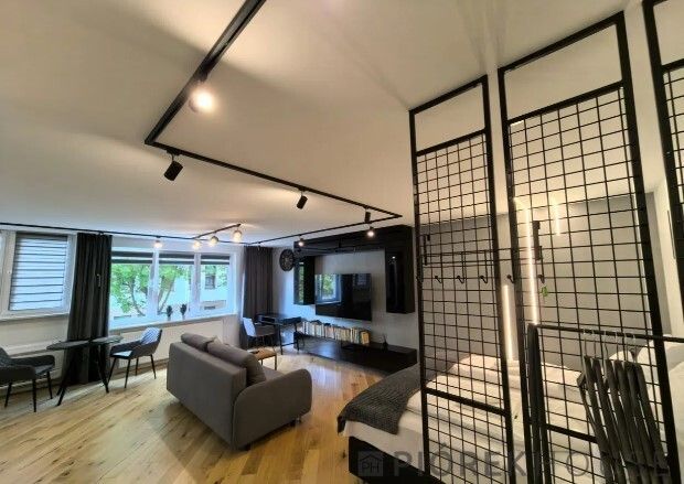 Mieszkanie 1-pokojowe Warszawa Ochota, ul. Aleje Jerozolimskie. Zdjęcie 1