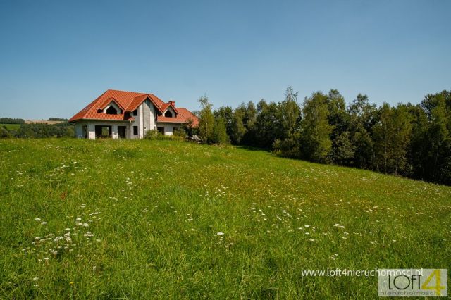 dom wolnostojący, 10 pokoi Uniszowa. Zdjęcie 5