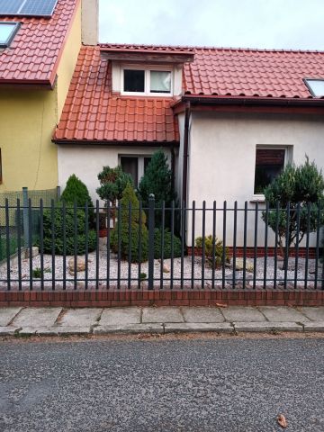 bliźniak Legnica. Zdjęcie 1