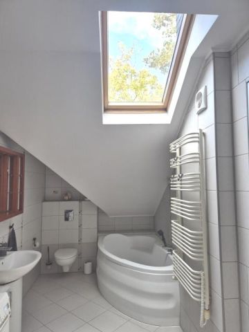 dom wolnostojący, 8 pokoi Komorów. Zdjęcie 10