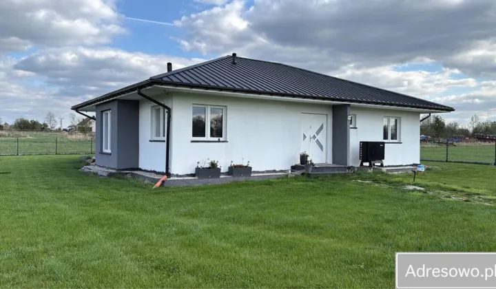 dom wolnostojący, 4 pokoje Kochcice