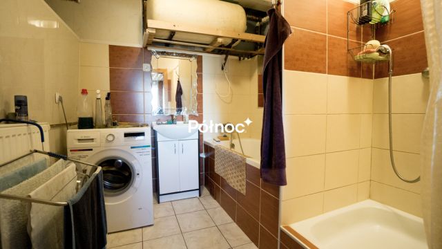 dom wolnostojący, 5 pokoi Wojbórz. Zdjęcie 12