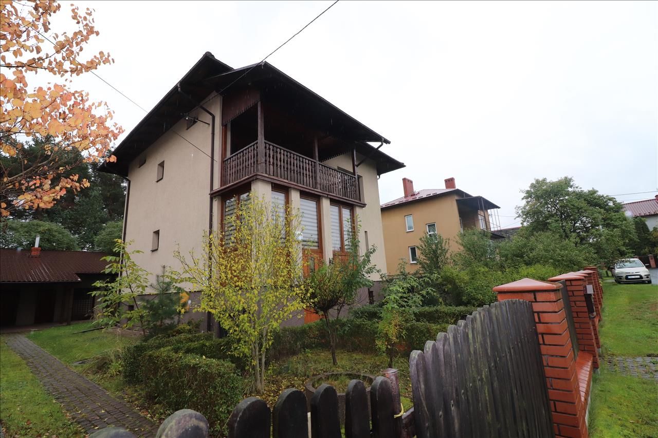 dom wolnostojący, 5 pokoi Nisko, ul. Jana Matejki. Zdjęcie 2