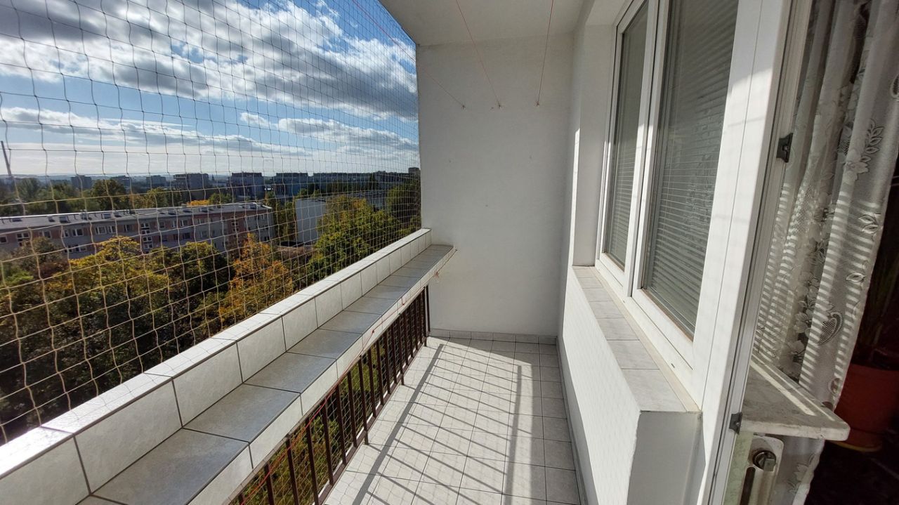 Mieszkanie 3-pokojowe Kraków, os. Niepodległości. Zdjęcie 2