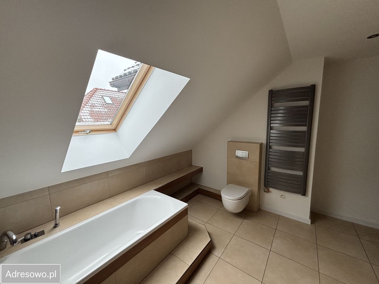 dom wolnostojący, 6 pokoi Niepołomice Boryczów, ul. Czerwonych Beretów. Zdjęcie 5