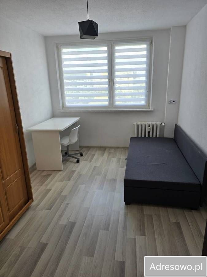 Mieszkanie 4-pokojowe Wrocław Różanka. Zdjęcie 3
