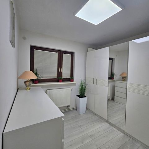 dom wolnostojący, 4 pokoje Krakuszowice. Zdjęcie 10