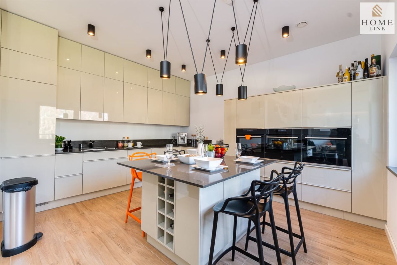 dom wolnostojący, 8 pokoi Woryty, al. Gietrzwałdzka. Zdjęcie 5