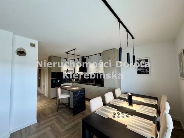 dom szeregowy, 7 pokoi Tomaszów Mazowiecki. Zdjęcie 4