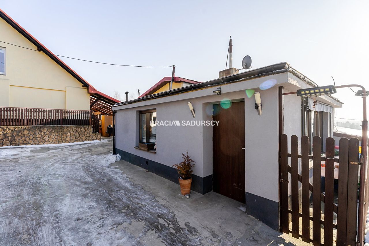 bliźniak, 5 pokoi Libertów, ul. Sportowców. Zdjęcie 19