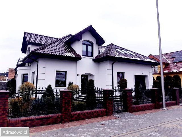 dom wolnostojący, 6 pokoi Łobez, ul. Miodowa. Zdjęcie 1