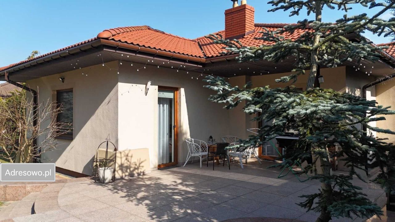 dom wolnostojący, 4 pokoje Borowa Góra. Zdjęcie 7