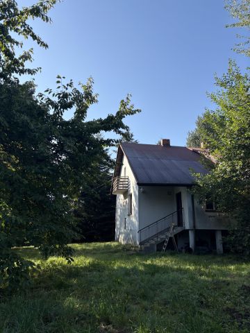dom wolnostojący, 6 pokoi Kobylany, ul. św. Floriana. Zdjęcie 1