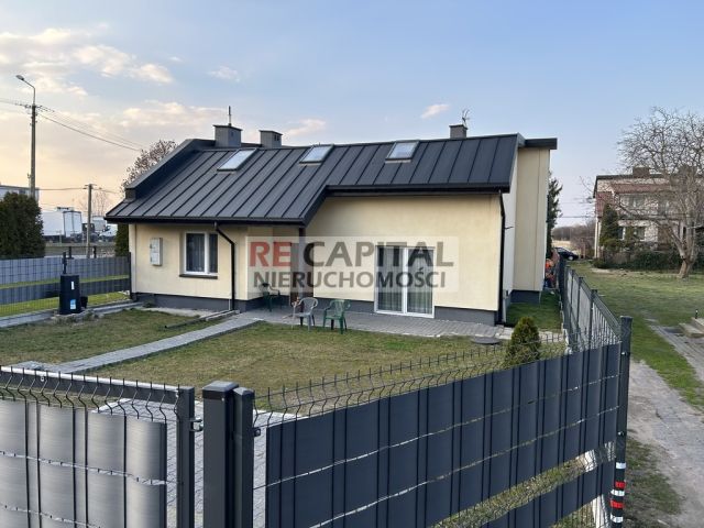 dom wolnostojący, 8 pokoi Święcice. Zdjęcie 10