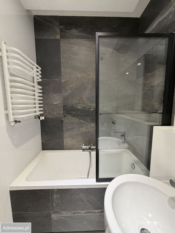 Mieszkanie 2-pokojowe Toruń Bydgoskie Przedmieście, ul. Władysława Broniewskiego. Zdjęcie 7