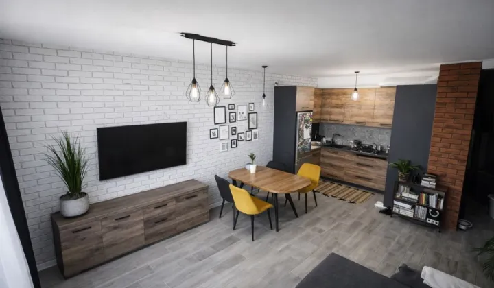 Mieszkanie 3-pokojowe Marki