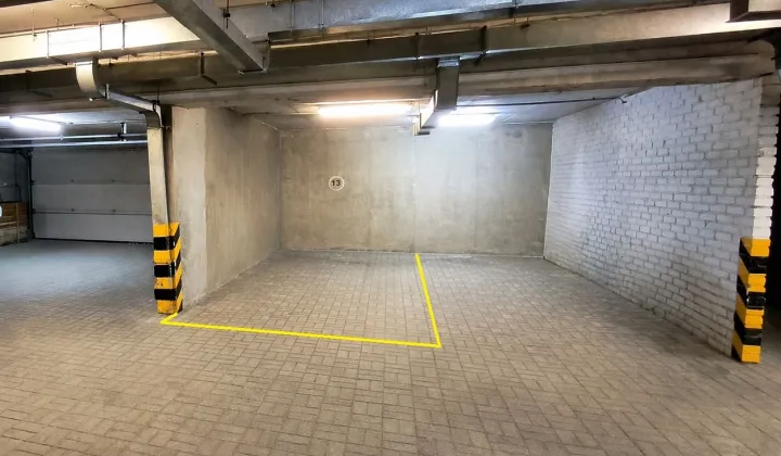 Garaż/miejsce parkingowe Gdynia Dąbrowa, ul. Gorczycowa