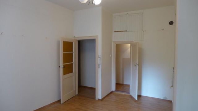 Lokal Kraków Łobzów, ul. Kazimierza Wielkiego. Zdjęcie 2
