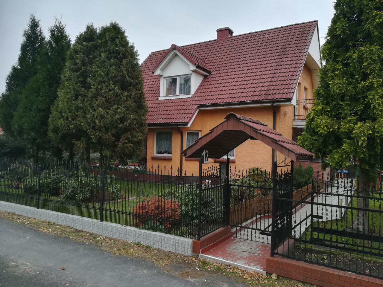 dom wolnostojący, 5 pokoi Szczecin Wielgowo, ul. Hodowlana