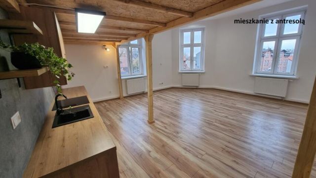 Mieszkanie 2-pokojowe Ruda Śląska Nowy Bytom, ul. Piotra Niedurnego. Zdjęcie 2