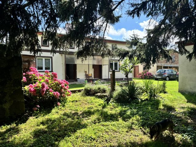 bliźniak Pęzino. Zdjęcie 1