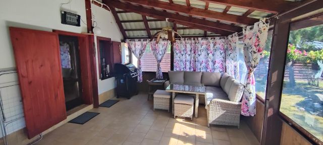 dom wolnostojący, 5 pokoi Różanna. Zdjęcie 9