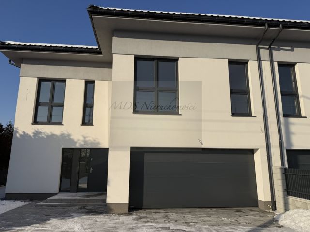 bliźniak, 5 pokoi Warszawa Wilanów, ul. Łukasza Drewny. Zdjęcie 1